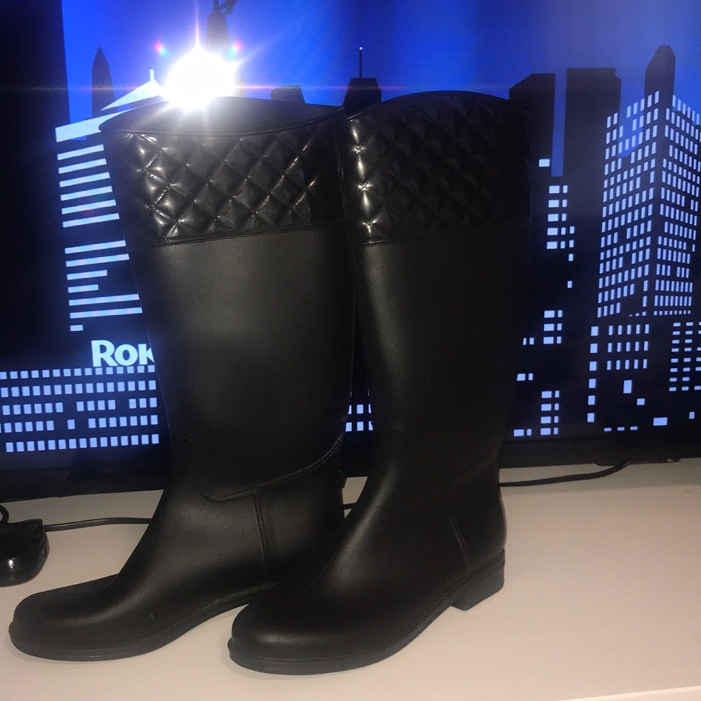 Capelli Size 9 Rain boots!
